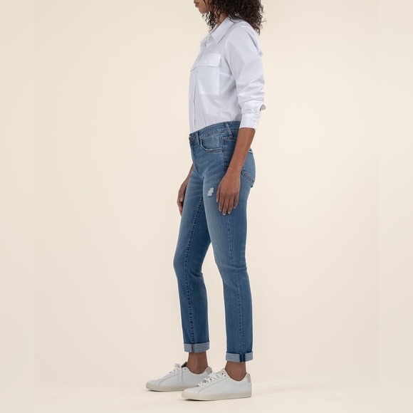 Kut from the Cloth - Catherine Mid Rise Boyfriend - 2 - Picture 3 of 10